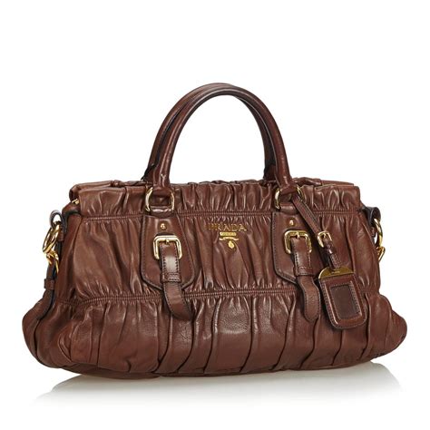 prada leather poor quality